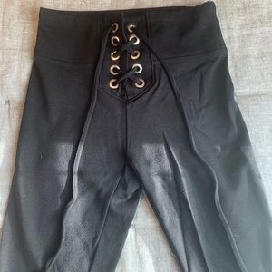 NWOT Lace-up Express Leggings